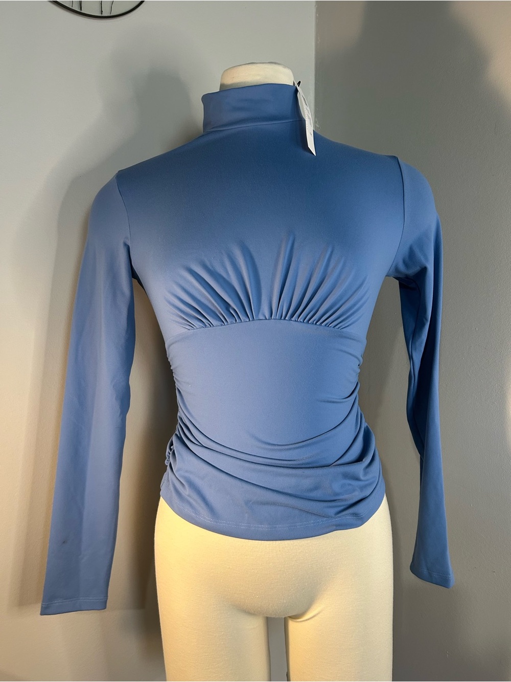 NWT Susana Monaco cinched top